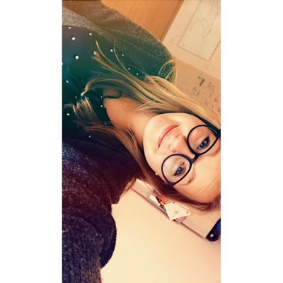 julia161x's profile picture. 🤙🏻🤪✨