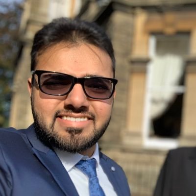 مهتم في إدارة سلاسل الإمداد والخدمات اللوجستية. ماجستير إدارة أعمال. مصور هاوي. أغرد بعدستي على انستقرام / سناب @mjh00l_b