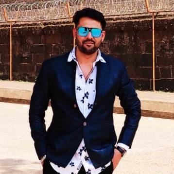 ChiranjeebNanda's profile picture. Cool Hai Hum