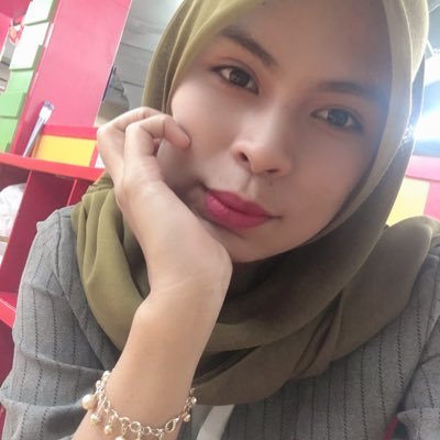 AyyeeAyu's profile picture. UNISMUH Makassar (Fkip) Sosiolog| IG: Ayulestaritakari