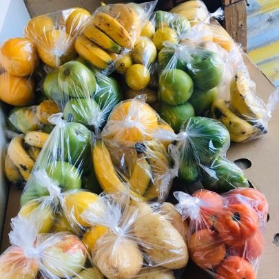 🍏🍌🍊🍇🥑 For all your fruits and Vegetables N$ 10 per pack Situated in Windhoek Contact us @0814464895 or @0818310456 Free delivery 😇