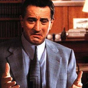 OMonkey1968's profile picture. エロく正しく簡潔にっ‼️

ツイッター界のガヤ芸人

👺の鼻からの白濁液はパラメーター💗

パンストフェチ及び化学繊維フェチ。
小学校の頃からピアノを習っており、その時に同じスクールのお姉さんたちがピアノを弾くときにペダルをくにくにと踏んでいるパンスト足を見て、なんだかドキドキぞくぞくしてパンストに目覚める。