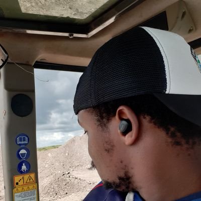 WazzaBthangei's profile picture. Youthful Presidency.
Proper Governance.                                                                     
A Creative Farmer.
What's Crypto?