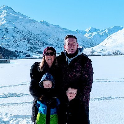 Luckyman25's profile picture. Sport fanatic, proud father and husband of year winner 2009.