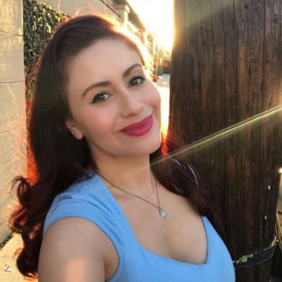 akajezebel2u's profile picture. тυиє ιи, fяєαк συт, gєт вєαтєи.