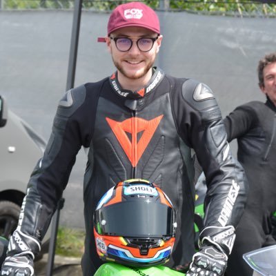 Workplace : KAWASAKI Aux Motards Mantais « Il n’y a pas de mauvaise moto, il faut juste que la moto et le pilote forment un couple »