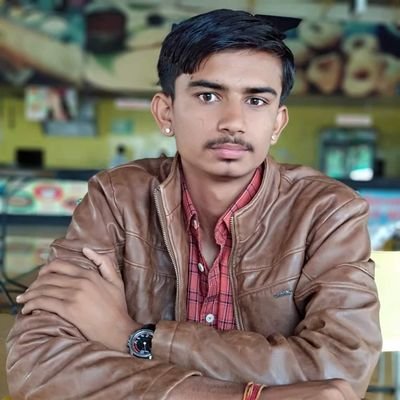 ज़िन्दगी तो अपने दम पर ही जी जाती हे...दूसरो के कन्धों पर तो सिर्फ जनाजे उठाये जाते हैं ..” #भगतसिंह