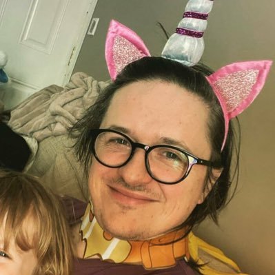 Dyslexic Senior Quest Designer at Sharkmob London, huge comic book nerd, @BAFTAGames member and other things. Views/Ops. my own. he/they