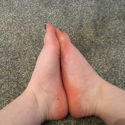 Twenty something hot mess. 18+ ONLY.. Only fans nudes and feet pics. https://t.co/OyRa3hNaaG