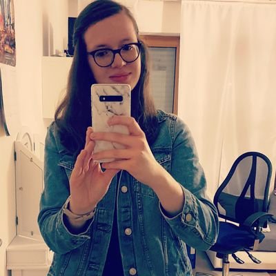 Alexand90205374's profile picture. Ausbildung zur Erzieherin, Theater spielen, Querflöte spielen💕