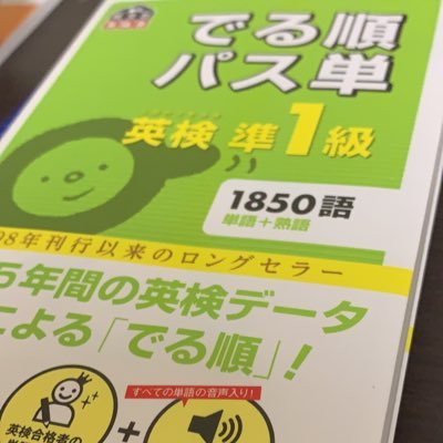 特撮(仮面ライダー、スーパー戦隊、ウルトラマン、メタルヒーローetc)    一応、大学生