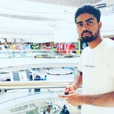 Akashgiri97's profile picture. 