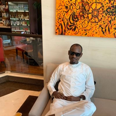 abdul_ari's profile picture. Focused
