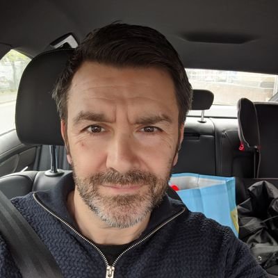 Founder and CEO of VapourCloud full time father and sports mad