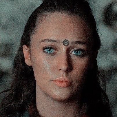 Lexa back, Clexa endgame. 🌈