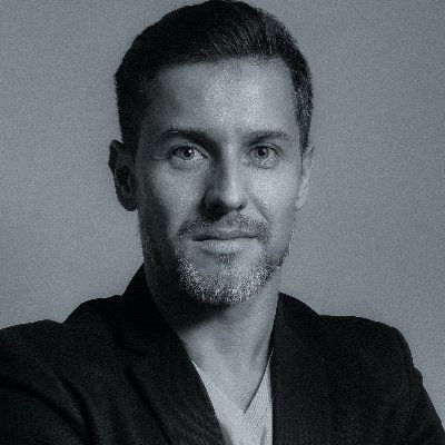 rodolfo_nunes's profile picture. Publicitário na Mídia 11, aluno do COF. Pós-graduando em Ética e Filosofia Política.