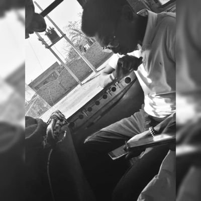 Tbaosmn's profile picture. ⁦:⁠'⁠(⁩