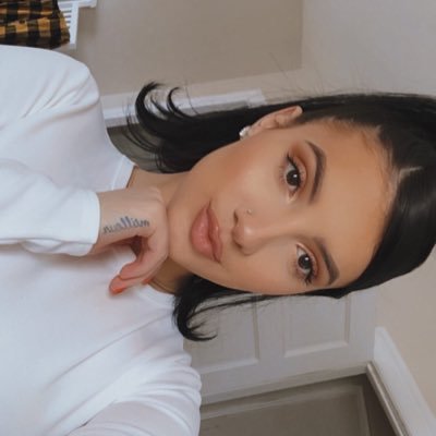 Mommy of 2 | Alexis💍 | MUA https://t.co/VUCI9JIKqh