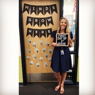 ThirdWithMrsG's profile picture. CCA 3rd grade teacher • Teach ✌🏻• M.A.T 🍎