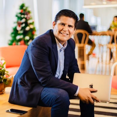 juliotalledo90's profile picture. 🚀Gerente General de Digital Break y Director de Operaciones en @vernelatam. 👨🏻‍🏫Docente de Posgrado en @centrumcatolica y @udepiura