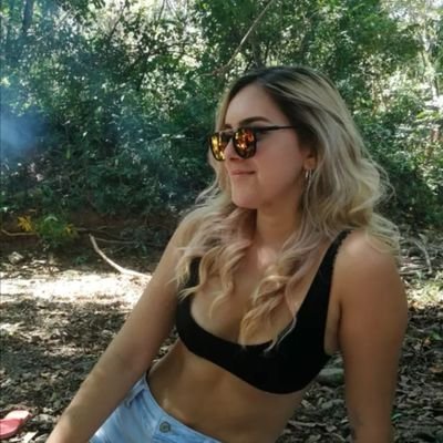 Palmares. Criminologia. Me gusta hacer yoga ☯️
IG: hazelmesen