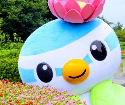 埼玉県蓮田（はすだ）市のマスコットキャラクター「はすぴぃ」の公式アカウント😊✨はすぴぃと蓮田市に関することを多くの人に知ってもらうため、日々魅力を発信していくよー💞みんなからの心温まるリプすっごくうれしいよ ❤️  ❁誕生日　10月13日 ❁趣味　お散歩 ❁好きな食べ物　蓮田の梨（幸水）