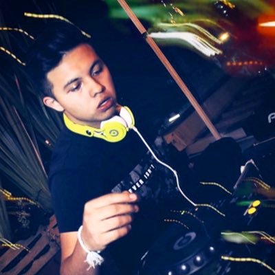 Dj/Producer |Mexican🇲🇽|
🐭Booking & Business:
📩djwhymouse@gmail.com
🔥My project⤵️
https://t.co/etHKsimOpi