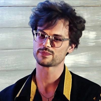 petervcrse's profile picture. 𝘈𝘭𝘳𝘪𝘨𝘩𝘵, 𝘭𝘦𝘵'𝘴 𝘥𝘰 𝘵𝘩𝘪𝘴 𝘰𝘯𝘦 𝘭𝘢𝘴𝘵 𝘵𝘪𝘮𝘦.