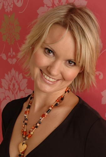 Mum of 6, wife, daughter, sister, grandmother & school teacher.