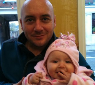 Evesdadtim's profile picture. 