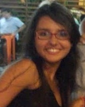 ''numa moldura clara e simples sou aquilo que se vê''