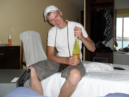 Edwinn7's profile picture. Als het bier maar koud is!