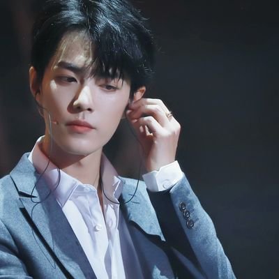 All Rounder
#X1엑스원
I will not let you go....
X1*ONE IT all together...🤙🤙🤙