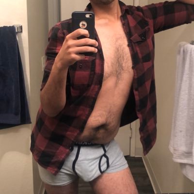 Gay ex-Tumblr user looking for a place to put my porn and some nudes