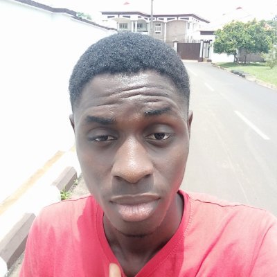 Microbiologist || Creative thinker || Result oriented || Love to have fun || Put smiles on other people's faces.
Fashion Expert || Man United fan