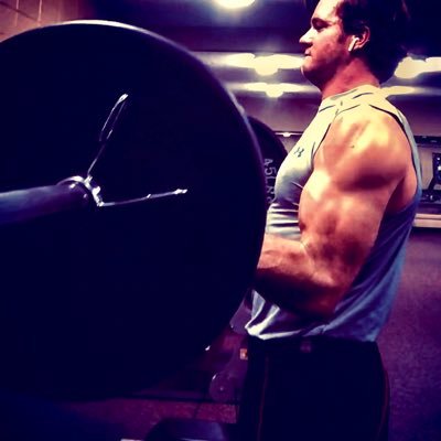 R_Tollkey's profile picture. 