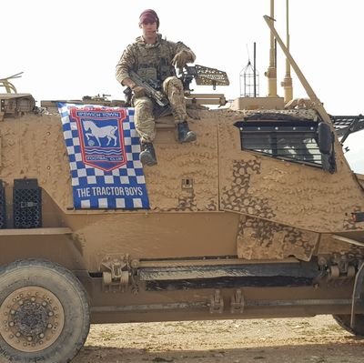 Husband | Father of 4 | Serving member of the Parachute Regiment: Mortars 》MFC | Ipswich Town fan | Football Manager addict