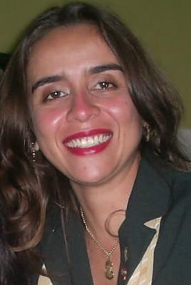 Advogada, pós-graduada Dir Trabalho, Rotariana, ERDI, ERDR Distrito 4510. Geração X com tendência a Y, às vezes Baby Boomer. Humanista e humana (se possível).
