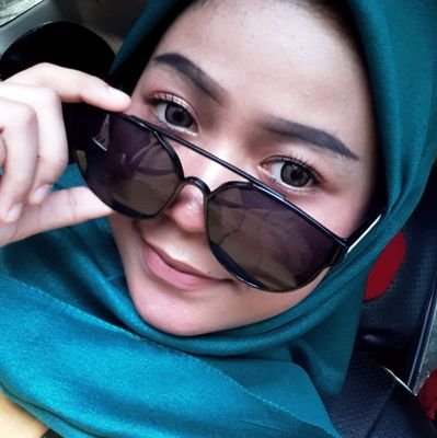Ig: @ferawlndrher🐣
be happy with various comments from humans who don't know about my life🍂🍂