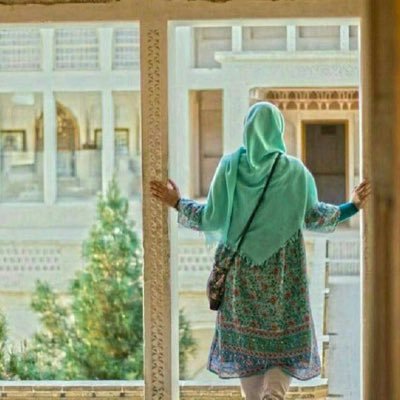 ajorbandian135's profile picture. روزنامه نگارم و امید و اعتمادم به خدایی ست که همین نزدیکی ست