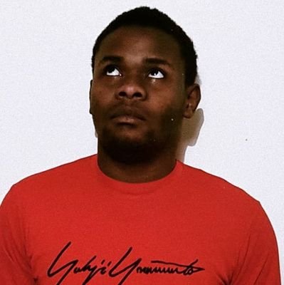 🎂19|🇨🇩🇩🇪🇮🇪
🎓Graduate2018
📽YouTuber
🎹Beatsmaker
🎨Artist
🎧Producer