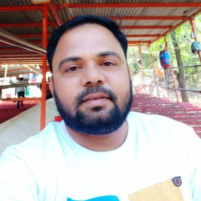 जो देश को चाहता वो मेरा मित्र जीवन् प्रयंत् है 😌