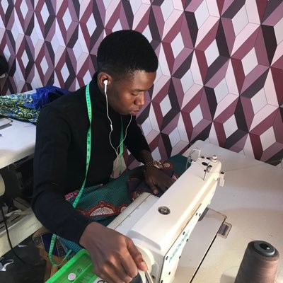 Muyi_clothing's profile picture. One step at a time