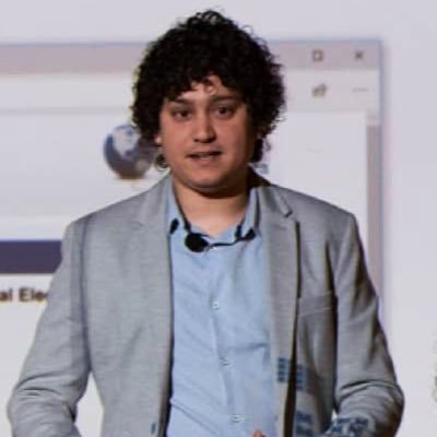 santutechera's profile picture. Co fundador de @KanbanUy, diseño procesos, y siempre con la valija pronta 🛫
Fui a un recital de @cmjoficial  👨🏽‍🎤