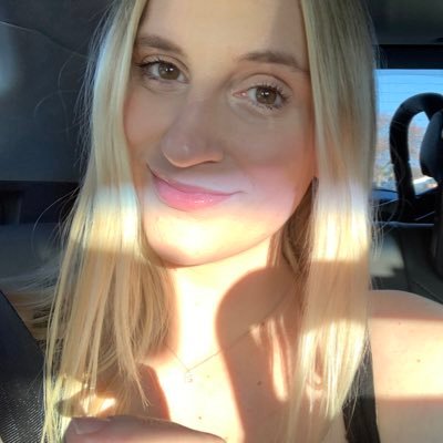 JazmynTokaji's profile picture. mama jaz 🖤🦋