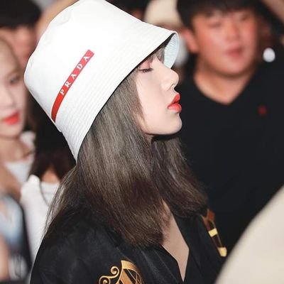 Ppraew76727951's profile picture. ลลิษา
สุพัด มุเซฟ
เซี่ยเข่อหยิน
แทฮยอง