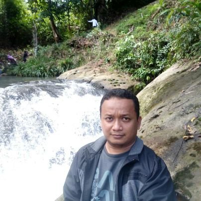 Hidup akan terus berjalan & kita harus terus melangkah...