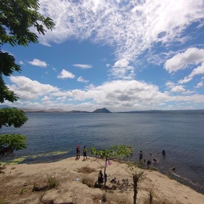 2020-2021年の2年間、フィリピンのサンタローサ付近に生息してました。
その2年間、タール火山の噴火、コロナと、貴重な体験ばかりでした。
通常のフィリピンを知りません。(笑)
知り合いのマスク姿しか知りません(笑)
2022年から日本に帰国。