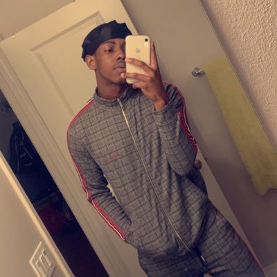 thaajuicekhid's profile picture. SMHS c’o 2020 🏃🏾💨