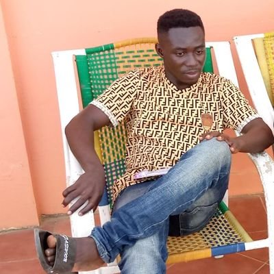 SnrBreaker's profile picture. caring